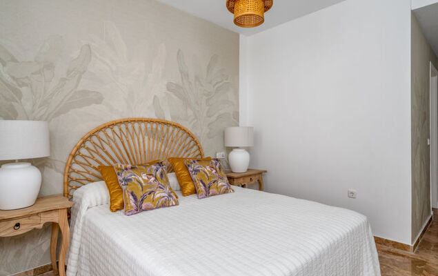 Los Almendros I - Photo 17