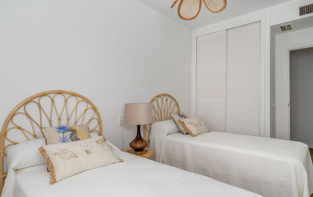 Los Almendros I - Photo 19